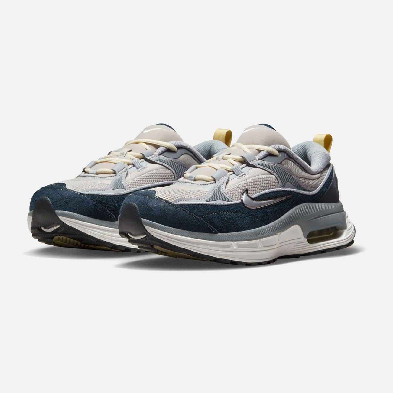 NIKE Γυναικεία Sneakers Air Max Bliss DZ6754-001 - The Athlete's Foot